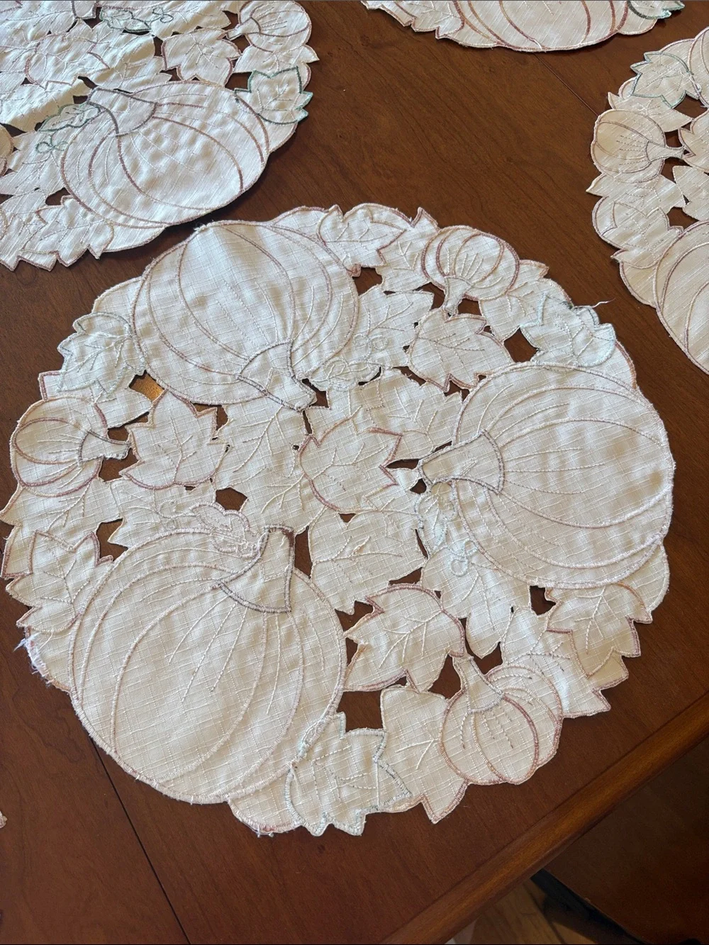 6 Round Placemats-Autumn Pumpkin Cutwork Placemat Set - Orange & Cream